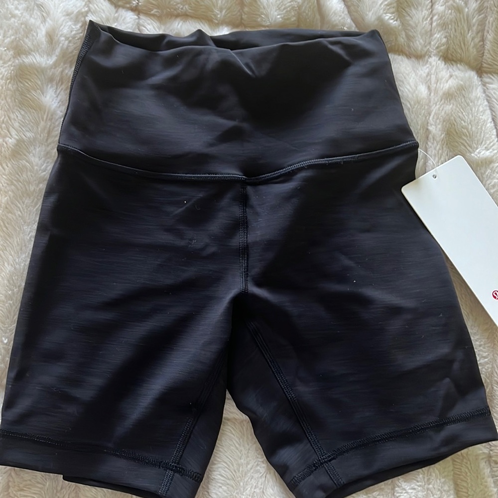 Lululemon wunder train bike shorts